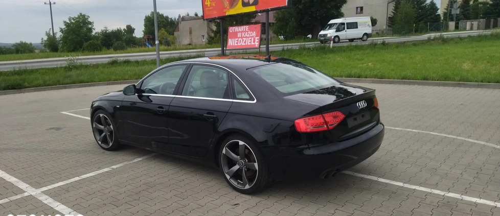 Audi A4 cena 39900 przebieg: 260000, rok produkcji 2011 z Kraków małe 211